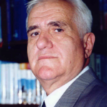 Луан Старова